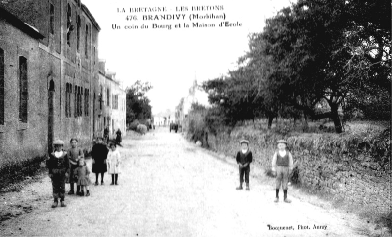 Ville de Brandivy (Bretagne).