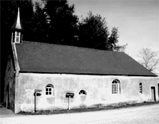 Chapelle Saint-Isidore � Br�han-loud�ac (Bretagne).