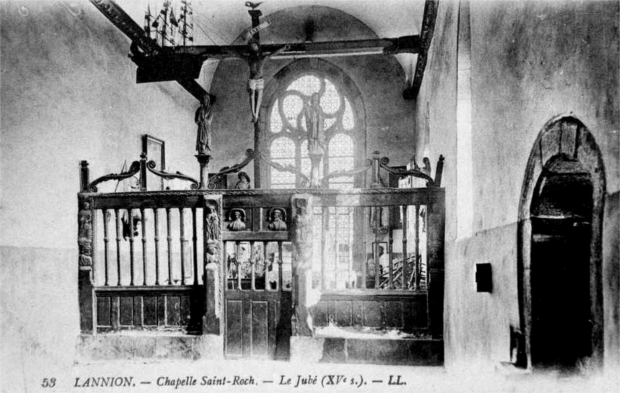 Br�l�venez (Bretagne) : le jub� de la chapelle Saint-Roch.