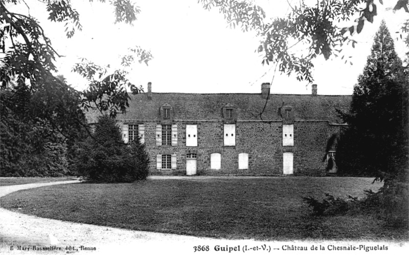 Ch�teau du Chesnay-Piguelais � Guipel (Bretagne).