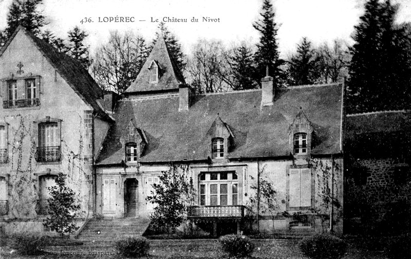 Ch�teau du Nivot � Lop�rec (Bretagne).