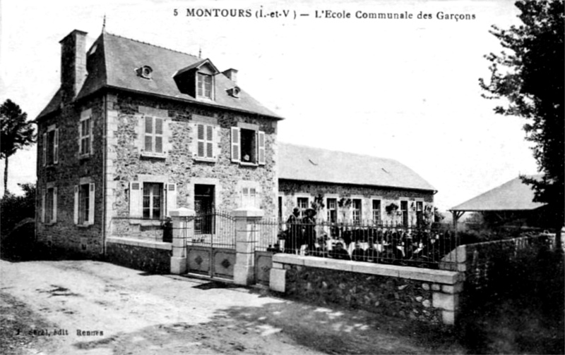 Ville de Montours (Bretagne).