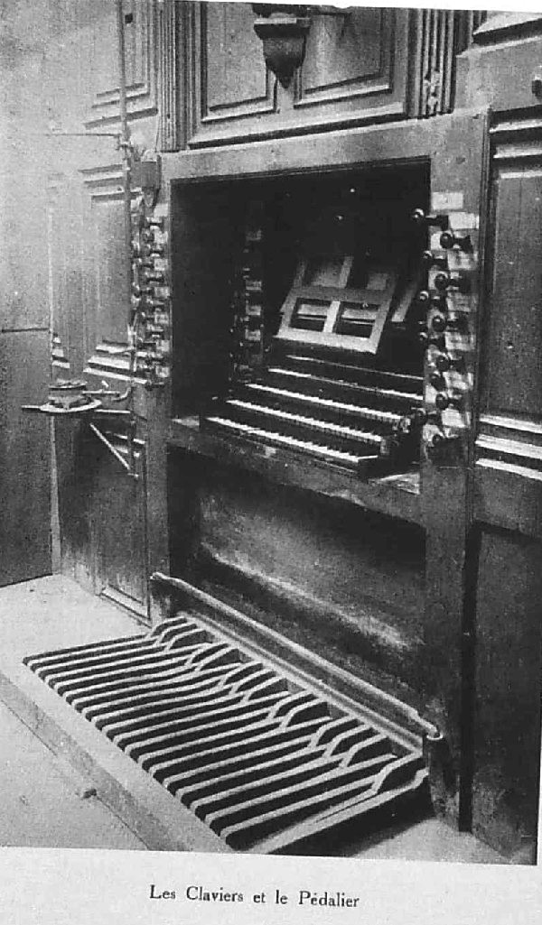 L'ancien orgue de la cathédrale de Nantes.