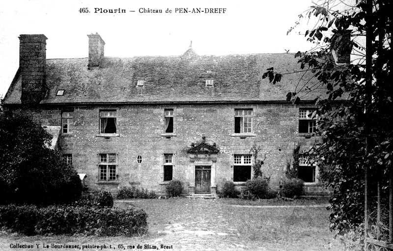 Ch�teau de Pen-an-dreff � Plourin (Bretagne).