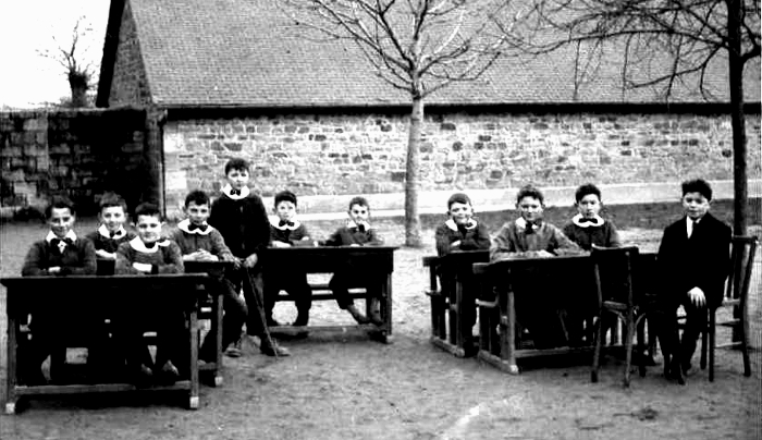 Pluzunet (Bretagne) : ann�e scolaire 1950-1960.