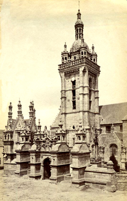 Eglise de Saint-Th�gonnec (Bretagne).