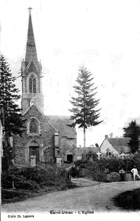 Eglise de Saint-Uniac (Bretagne).