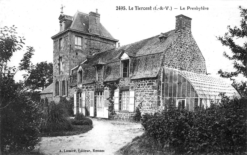 Presbyt�re de la ville de Tiercent (Bretagne).