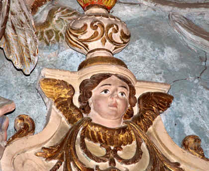 Retable du maître-autel de l'église Saint-Brandan à Trégrom, en Bretagne