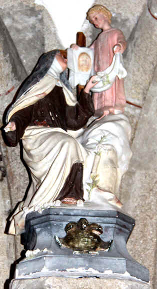 Statue de l'�glise Saint-Brandan � Tr�grom, en Bretagne
