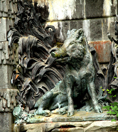 Bretagne : le ch�teau de Tr�varez