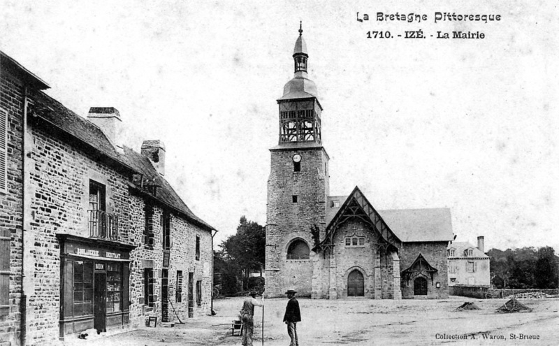 Mairie de Val-d'Iz� (Bretagne).