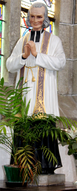 Statue de l'�glise du Vieux-March� (Bretagne).